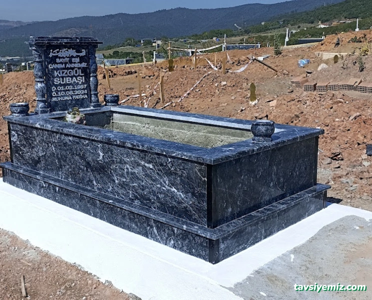Çağdaş Mermer Mezar,Çeşme,Anıt Tasarım & Uygulama Çağdaş Mermer Mezar,Çeşme,Anıt Tasarım & Uygulama
