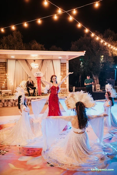 Cansu Event - Aydın Modern Kına Organizasyonu Cansu Event - Aydın Modern Kına Organizasyonu