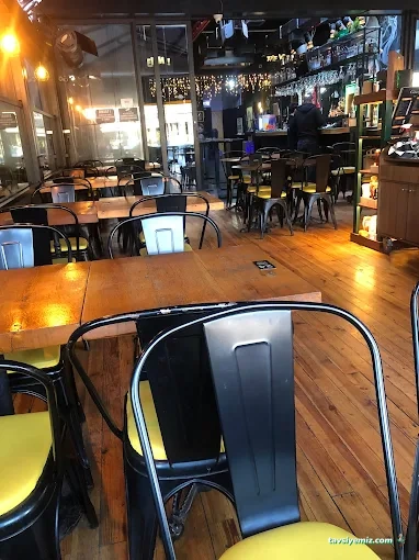 Cihangir Pub