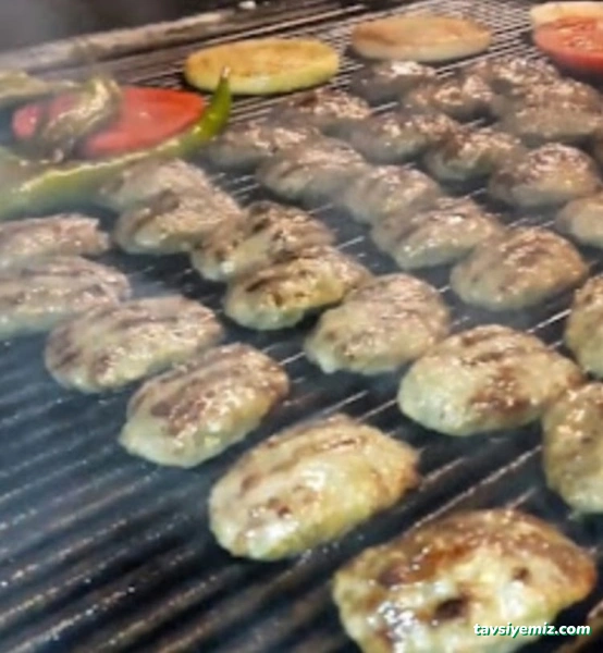 Cızbız Köfte Cızbız Köfte