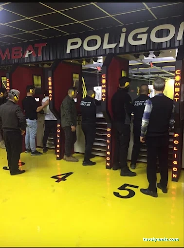 Combat Poligon Combat Poligon