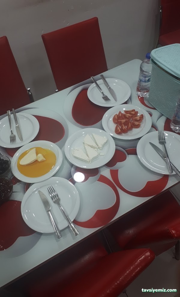 Elisa Yemek Çorbacım Şahin Usta Elisa Yemek Çorbacım Şahin Usta