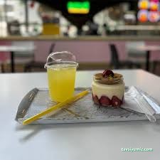 Dolçi Waffle , Bubble Tea , Milkshake Ve Dondurma Dolçi Waffle , Bubble Tea , Milkshake Ve Dondurma