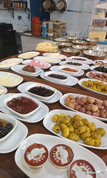 Denizaltı Kahvaltı Cafe Restorant