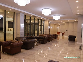 Des Otel