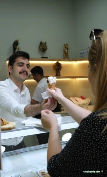 Dondurmacı Yunus Özlüce Dondurmacı Yunus Özlüce