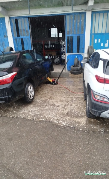 Düzce Ümit 7/24 Mobil Oto Lastik Yol Yardimi Düzce Ümit 7/24 Mobil Oto Lastik Yol Yardimi