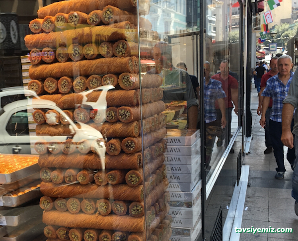 Şehr-İ Bolu (Künefe-Katmer-Baklava) Şehr-İ Bolu (Künefe-Katmer-Baklava)