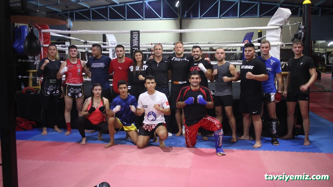 Ender Yeşilyurt Kick Boks Ender Yeşilyurt Kick Boks