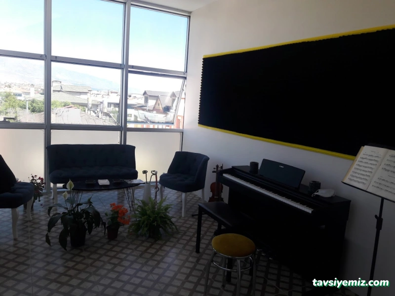 Erzincan Müzik & Sanat Merkezi Erzincan Müzik & Sanat Merkezi