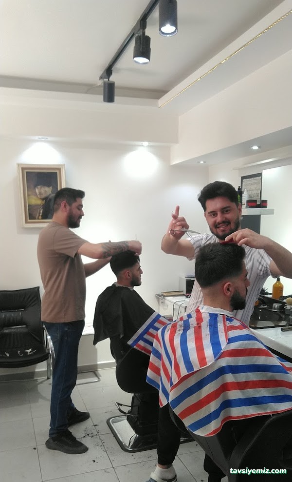 By Erdem Yavuz Erkek Kuaförü By Erdem Yavuz Erkek Kuaförü