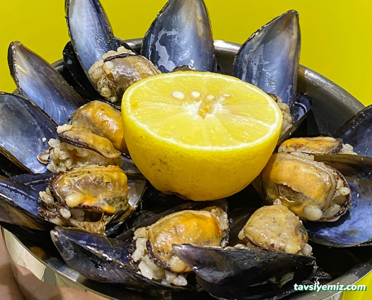 Fethiye Midyeci Oruç - Şırdan, Mumbar Ve Çiğköfte Fethiye Midyeci Oruç - Şırdan, Mumbar Ve Çiğköfte