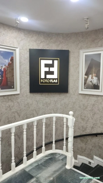 Foto Flaş Foto Flaş