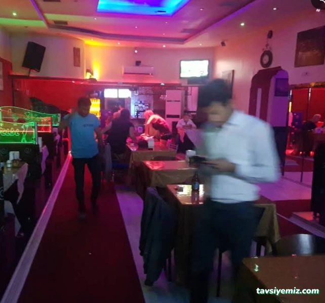 Gece Yarısı Cafe Bar Gece Yarısı Cafe Bar