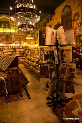 Gramofhan Antika Satış Mağazası Ve Butik Cafe Gramofhan Antika Satış Mağazası Ve Butik Cafe