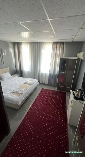 Hılltop Hotel