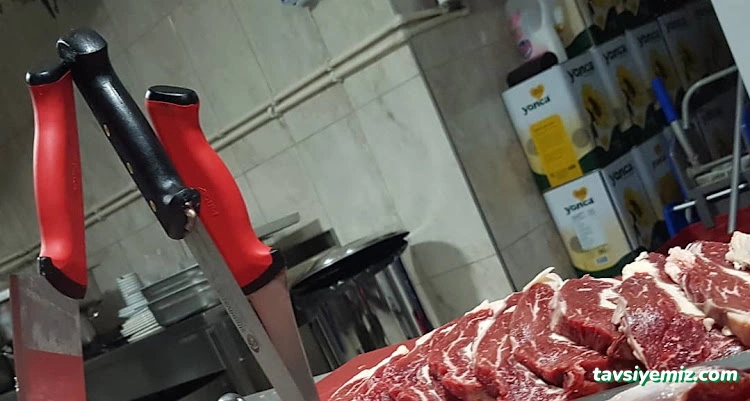 Hocanın Yeri Akçabat Köfte Hocanın Yeri Akçabat Köfte