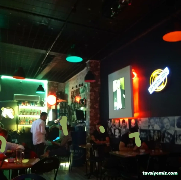 İki Gözüm Cafe Bar İki Gözüm Cafe Bar