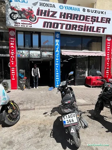 İkiz Kardeşler Motorsiklet İkiz Kardeşler Motorsiklet