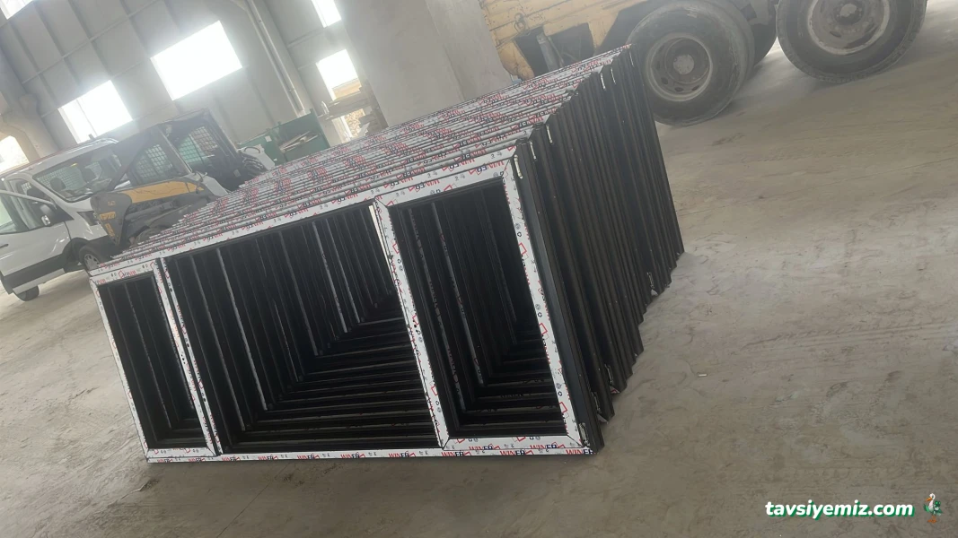 İkon Pvc Alm Cam