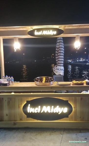 İnci Midye Dolma İnci Midye Dolma