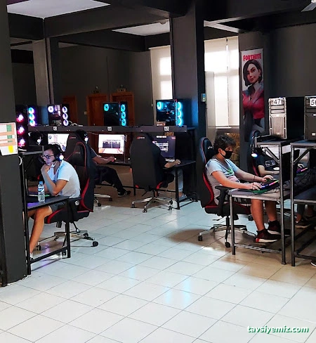 İntel İnternet Playstation Bilardo Espor Cafe İntel İnternet Playstation Bilardo Espor Cafe