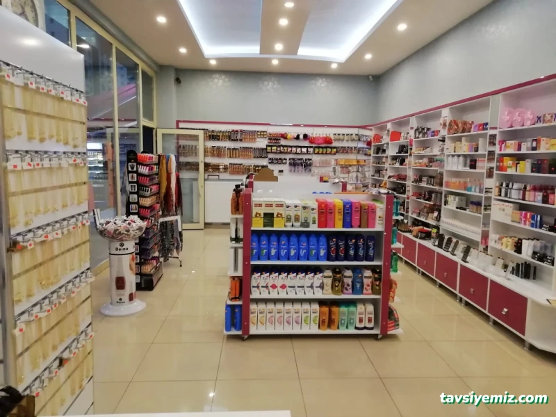 İstanbul Kozmetik & Bijuteri İstanbul Kozmetik & Bijuteri