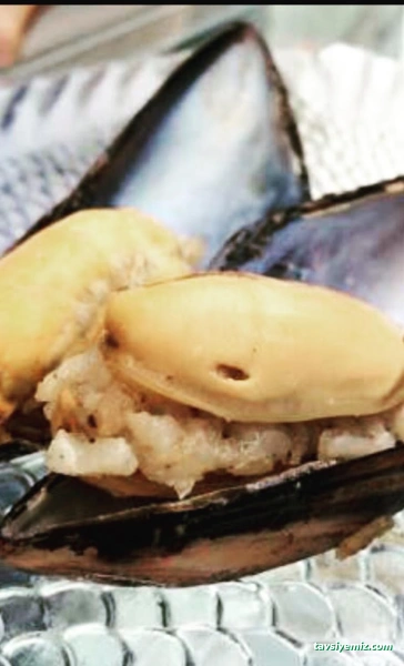 İzmir Midye Dolma İzmir Midye Dolma