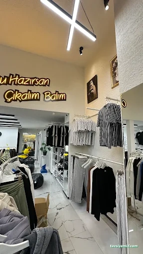 İzmir Tarz Kombin & Bartuğ Kılınçkaya İzmir Tarz Kombin & Bartuğ Kılınçkaya