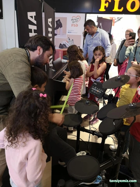 Jazz Stüdyo & Müzik Aletleri Jazz Stüdyo & Müzik Aletleri