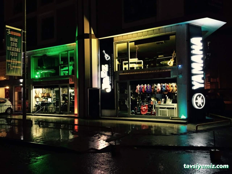 Jazz Stüdyo & Müzik Aletleri Jazz Stüdyo & Müzik Aletleri