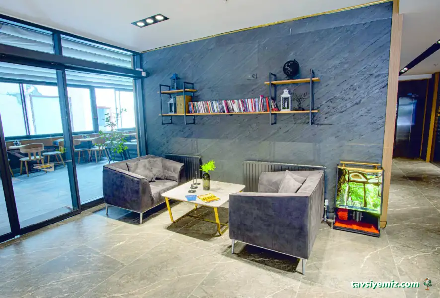 Joyana Hotel