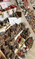 Kars Hediyelik Kalpak Ahşap Ve Sanat Dünyası Kars Hediyelik Kalpak Ahşap Ve Sanat Dünyası