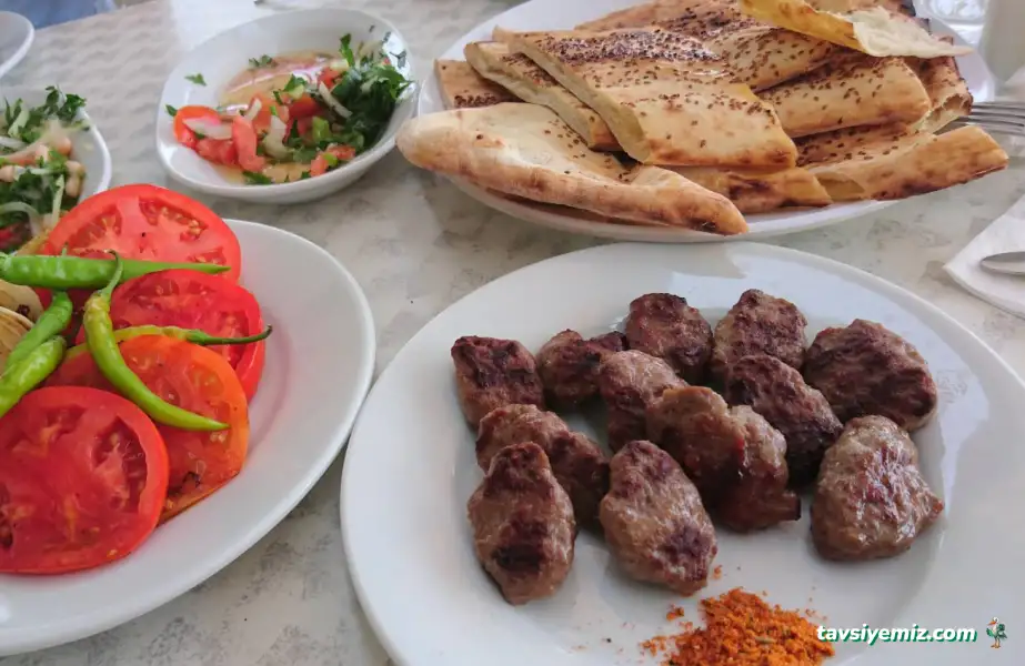 Köfteci Enişte