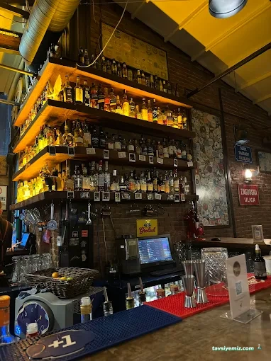 La Puerta Alsancak
