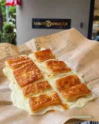 Levent Börek