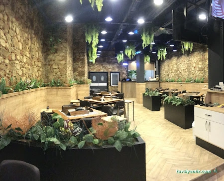 Loca Hookah Lounge