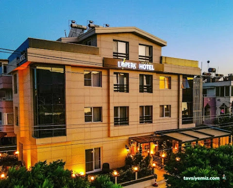 Lopera Deluxe Hotel