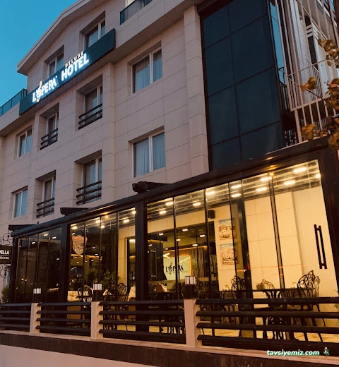 Lopera Deluxe Hotel