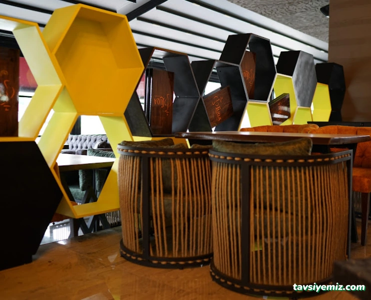 Luqa Lounge Luqa Lounge