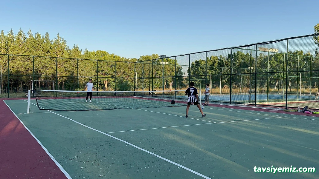 Malazgirt Açık Tenis Kortu Malazgirt Açık Tenis Kortu