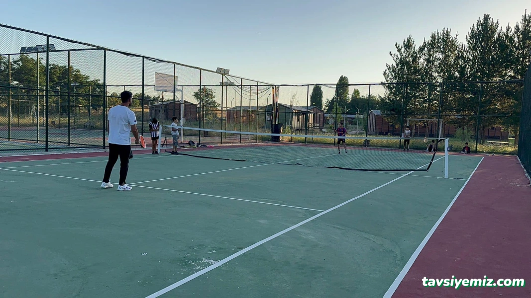 Malazgirt Açık Tenis Kortu Malazgirt Açık Tenis Kortu