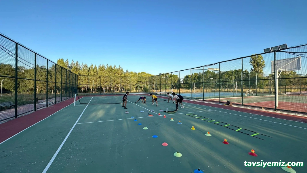 Malazgirt Açık Tenis Kortu Malazgirt Açık Tenis Kortu