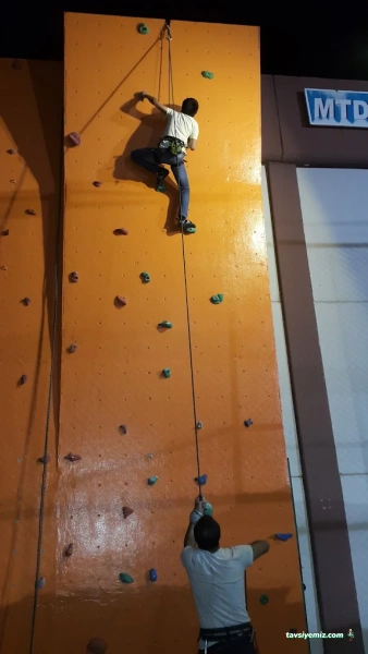 Manisa Tenis Dağcılık Spor Kulübü