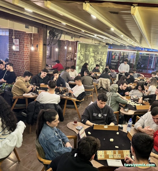 Maxi Cafe & Nargile Maxi Cafe & Nargile