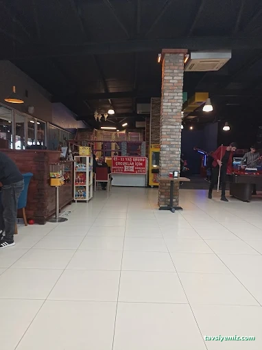 Mekan Bowling Cafe & Restoran Mekan Bowling Cafe & Restoran