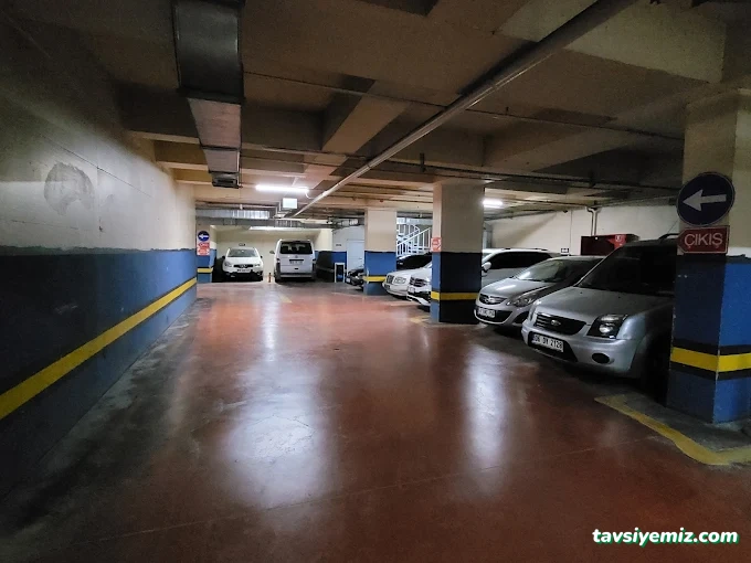 Menderes Yer Altı Otoparkı Menderes Yer Altı Otoparkı