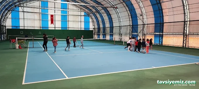 Merkez Tenis Kortu Merkez Tenis Kortu