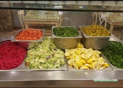 Mersin Şef Tantuni (Meşhur Adıyaman Çiğ Köftecisi Ömer Aybak) Mersin Şef Tantuni (Meşhur Adıyaman Çiğ Köftecisi Ömer Aybak)
