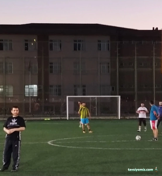 Mimar Sinan Mesleki Ve Teknik Anadolu Lisesi Halı Saha
